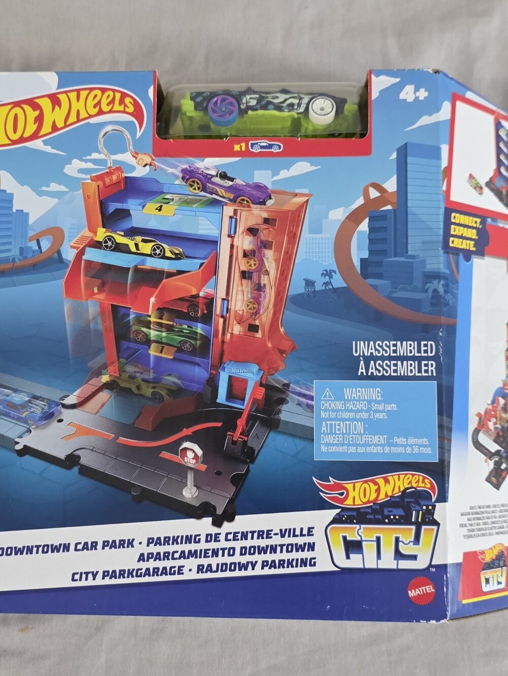 NEW Hot Wheels City Downtown Car Park Playset